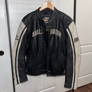 Harley Davidson Women’s Leather Jacket Vintage